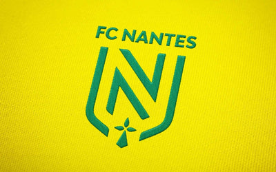 Vintage / retro football shirts FC Nantes